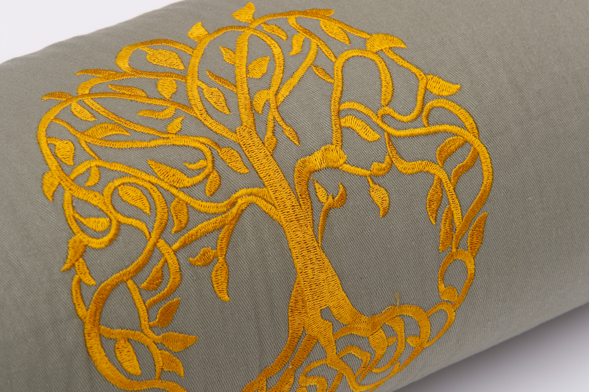 Bolster mit Lebensbaum