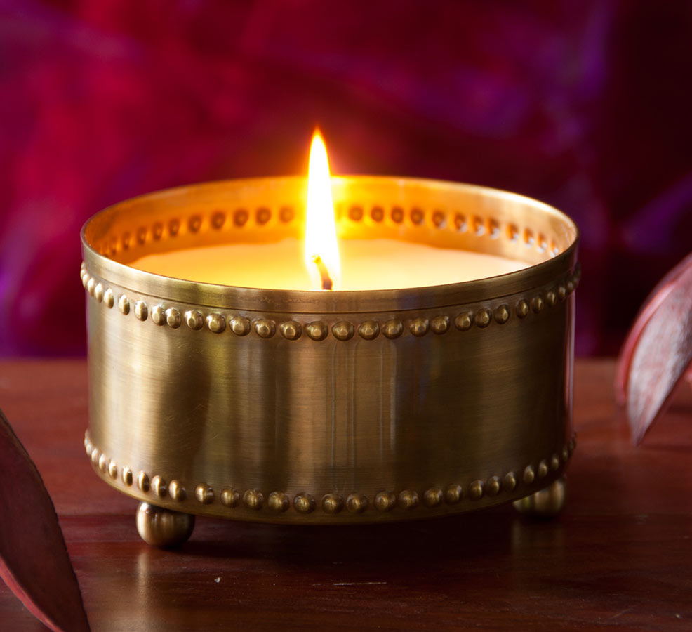 Mio - Sojawachskerze in Messinggefäß
