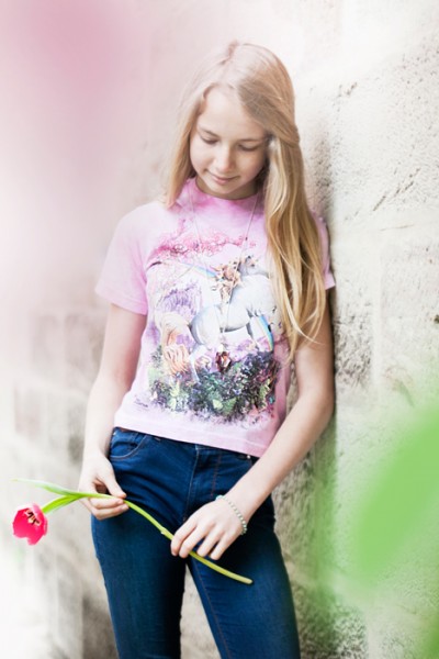 T Shirt Einhorn - Regenbogen und Märchenschloss rosa 